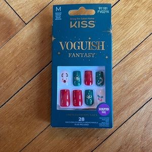 Kiss Voguish Fantasy Holiday Nails